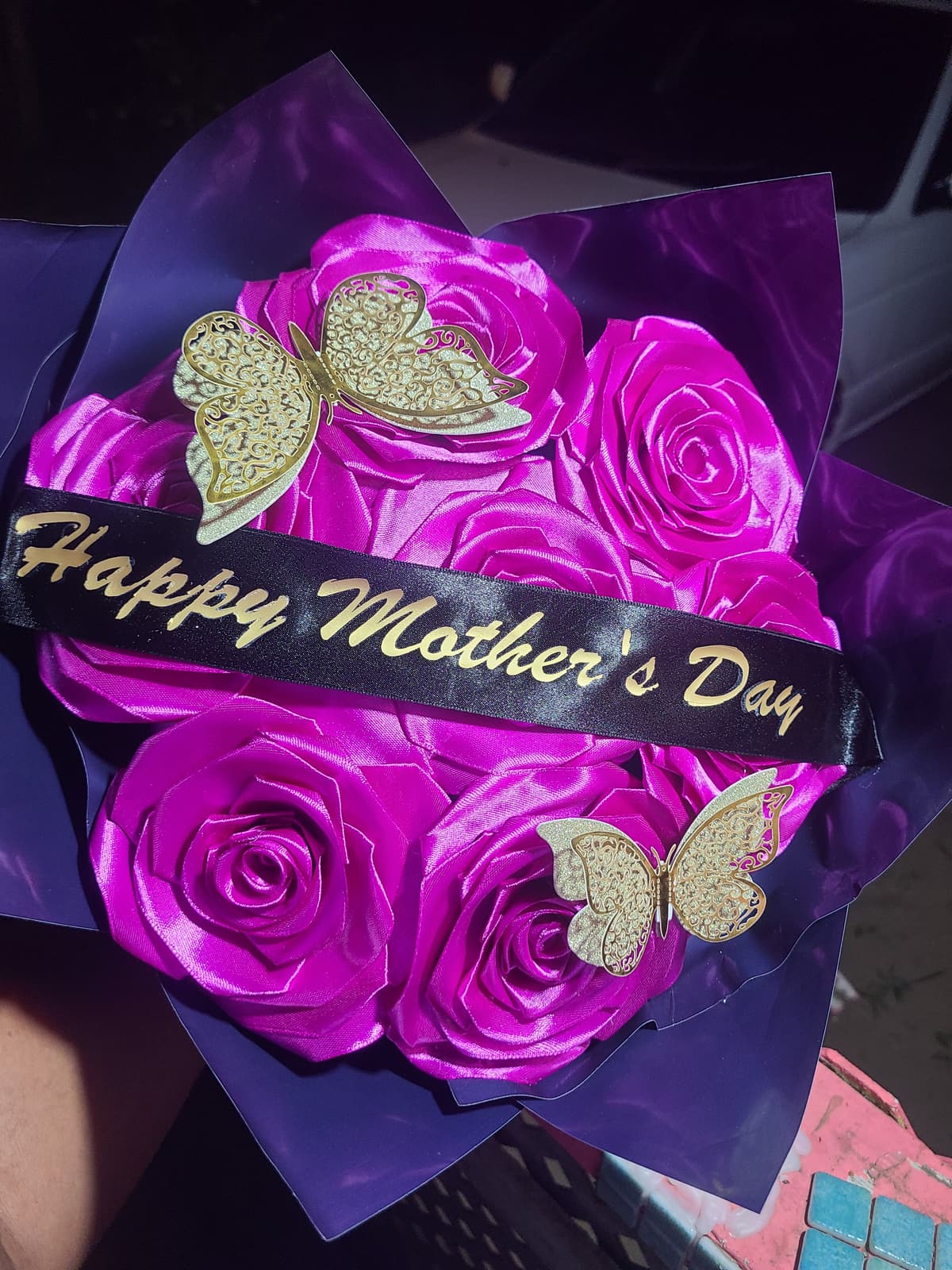 Bouquets,lei and costume made crafts available